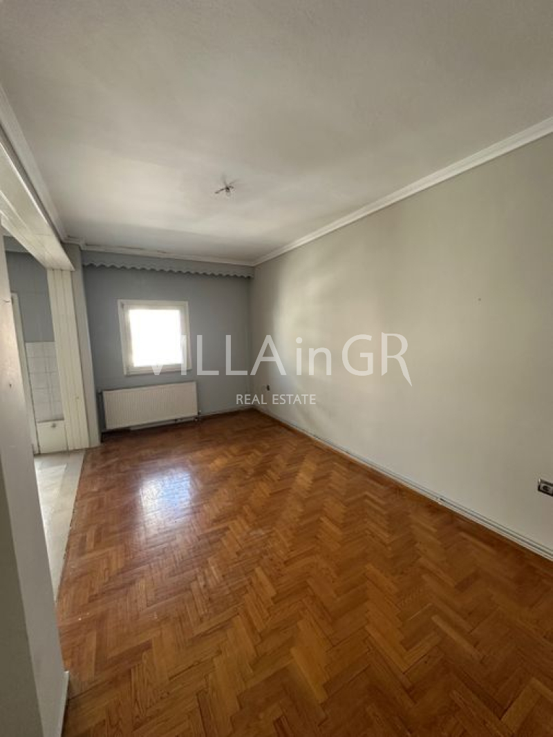 property-img